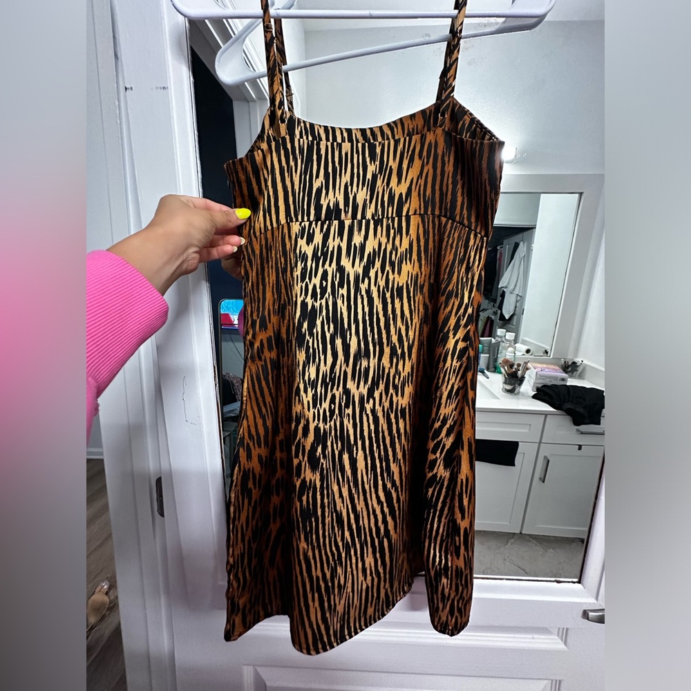 Small Tiger Striped Midi Dress